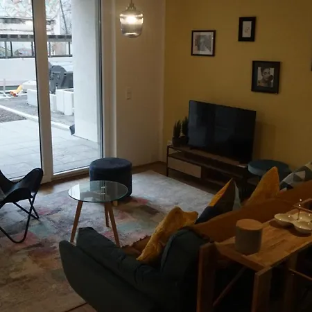 Beautiful 2 Bedroom Flat In The Heart Of Leipzig *